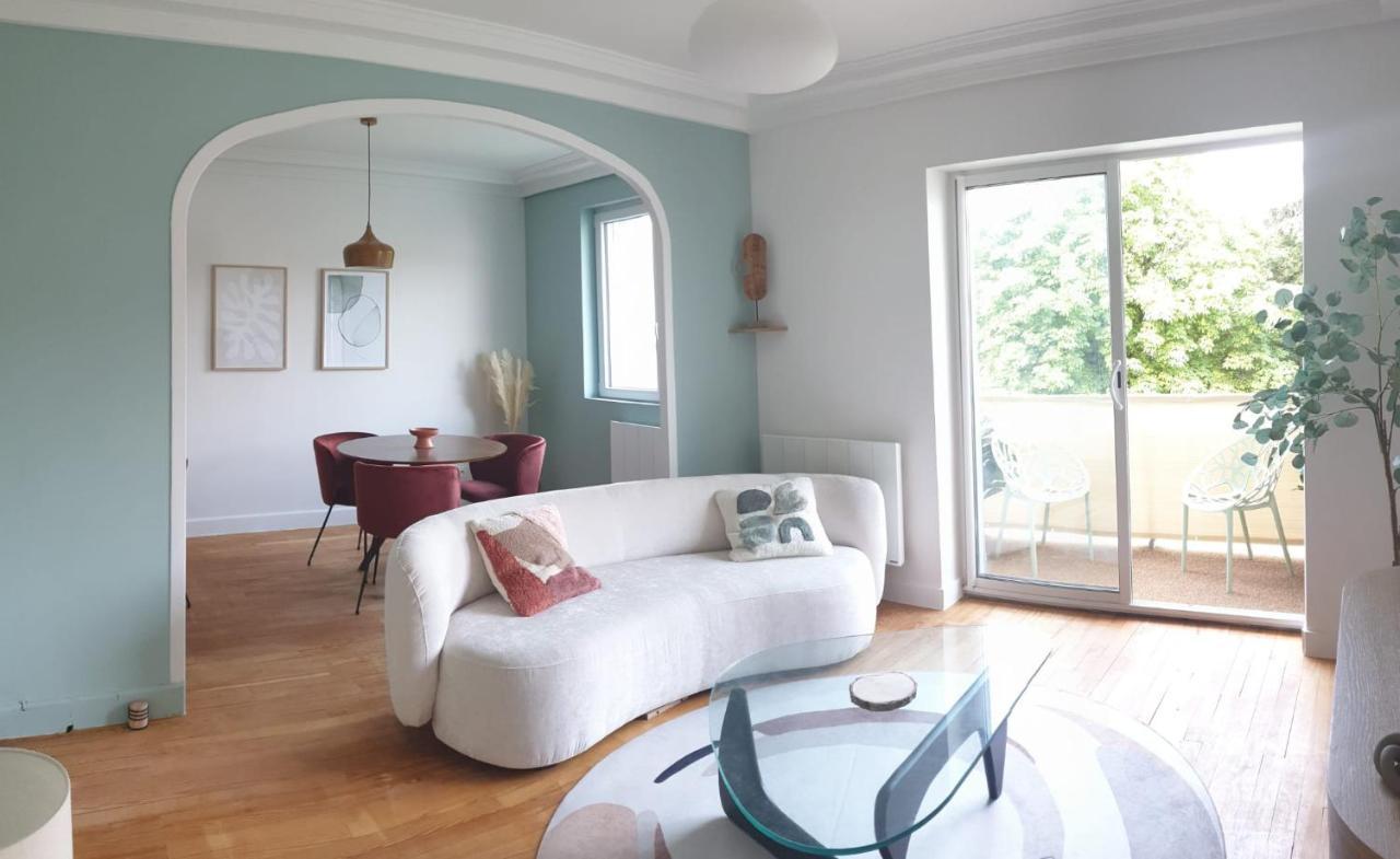*green Organic* Balcon & Garage Apartment *